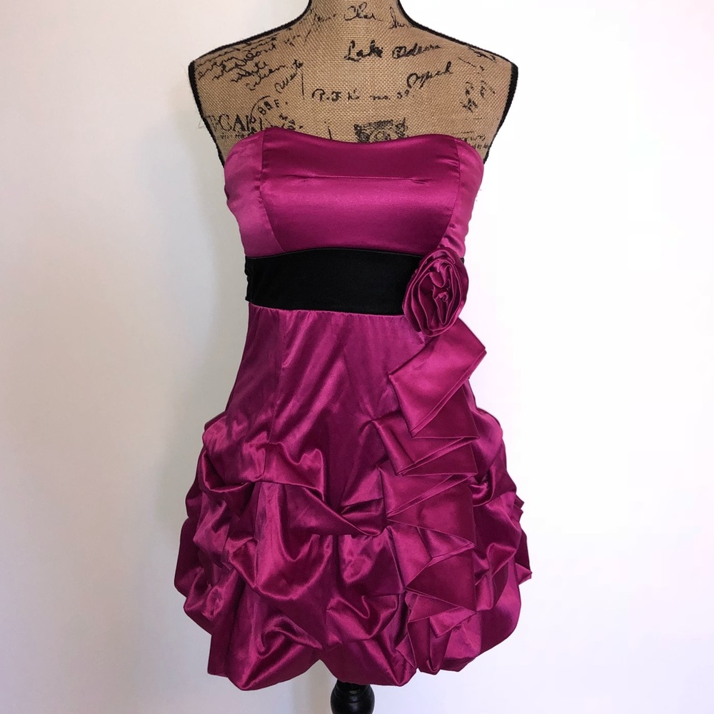Strapless dress